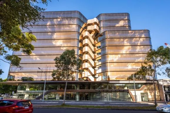Victoria Place, 200 Victoria Parade